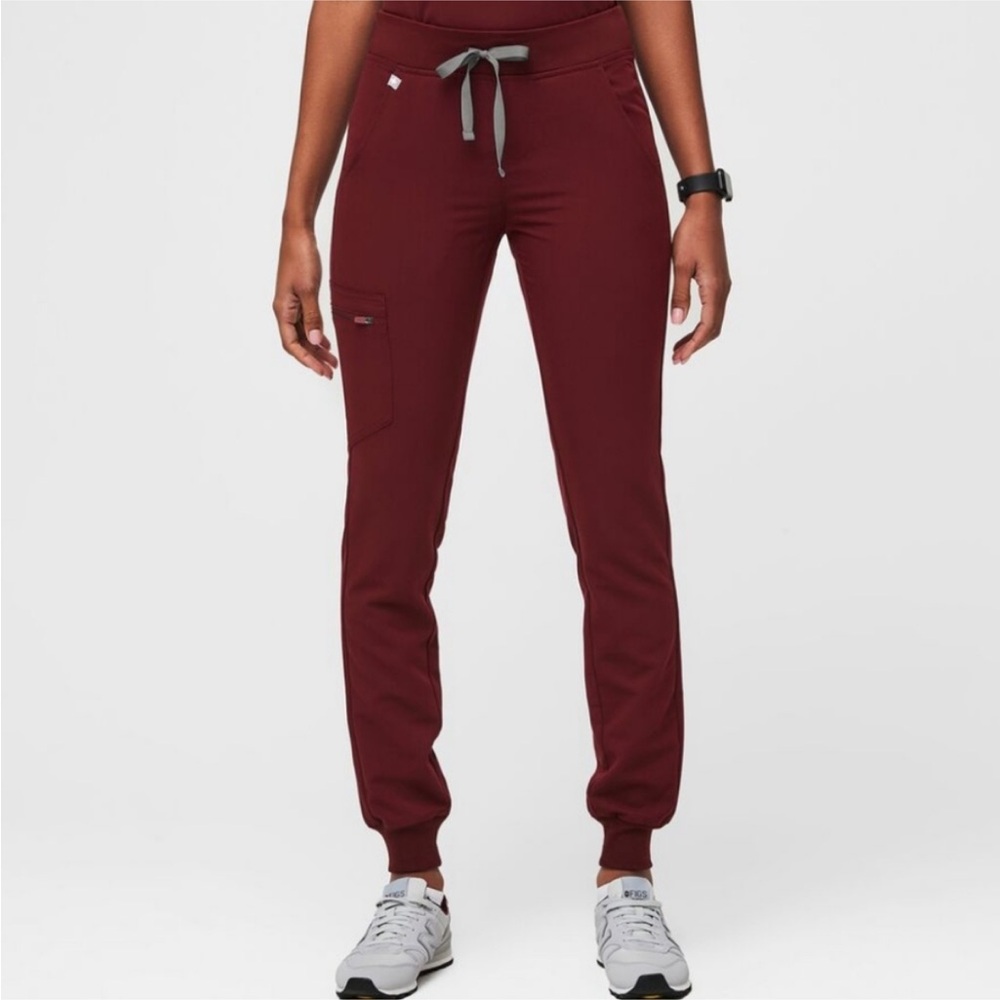 Zamora figs joggers size xxs burgundy
